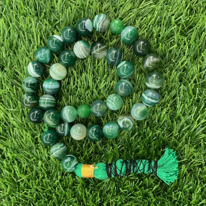 Green Aqeeq  33 Beads - 12.5 mm