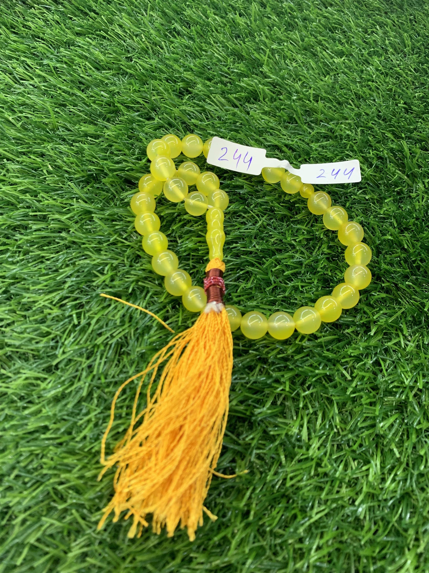 Yellow Aqeeq 33 Beads - 10 mm