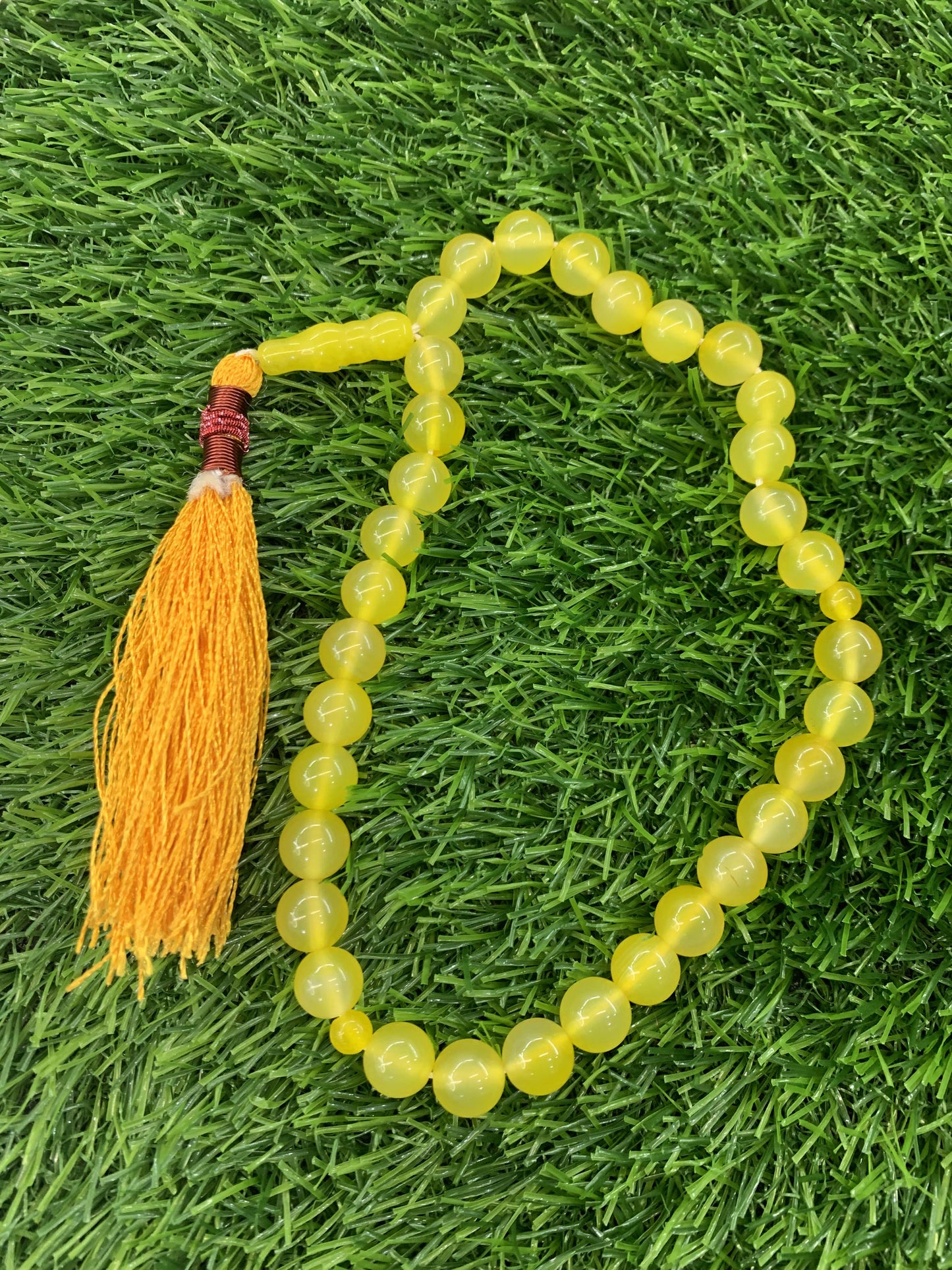 Yellow Aqeeq 33 Beads - 10 mm