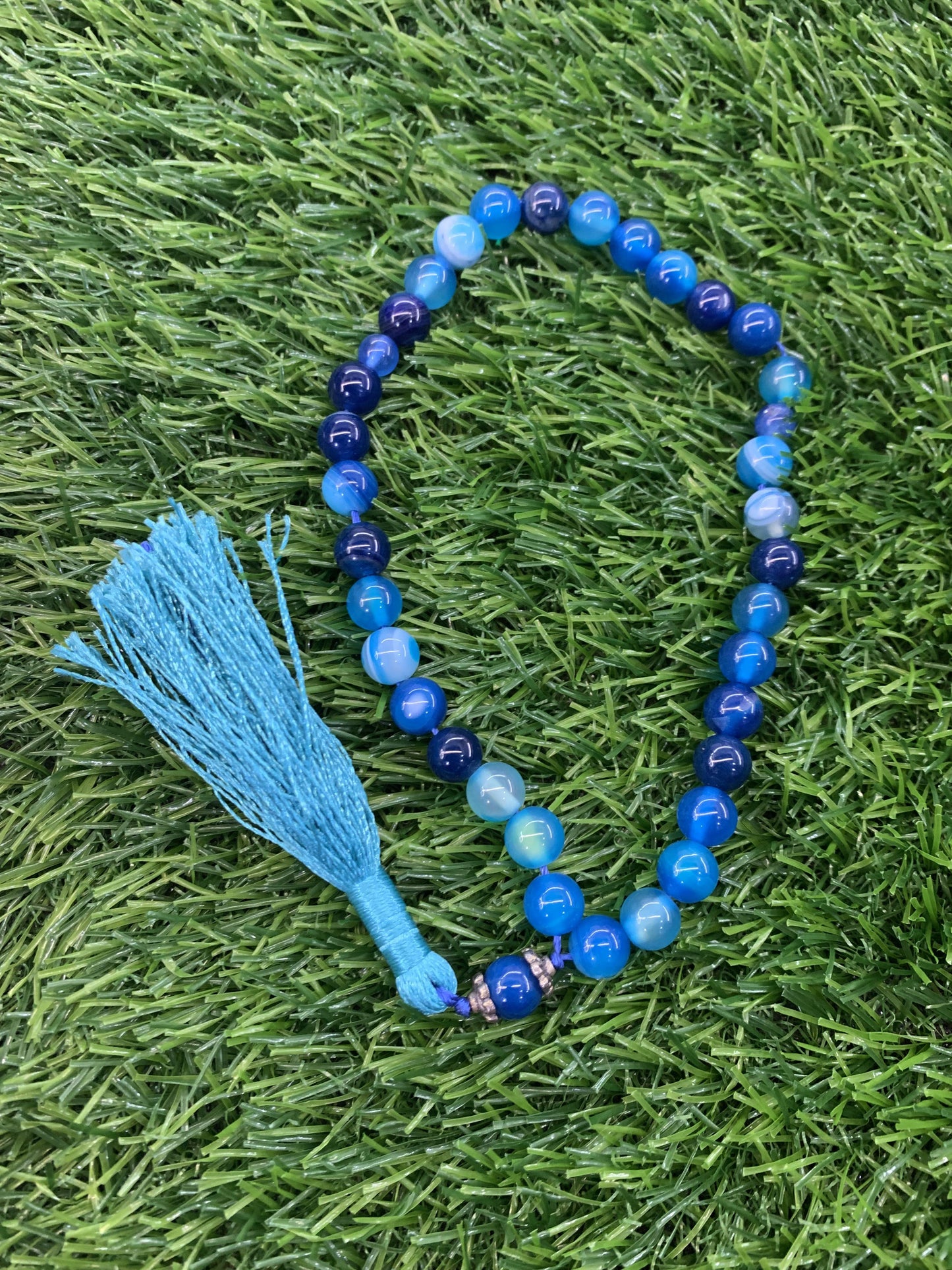 Blue Aqeeq  33 Beads - 8 mm