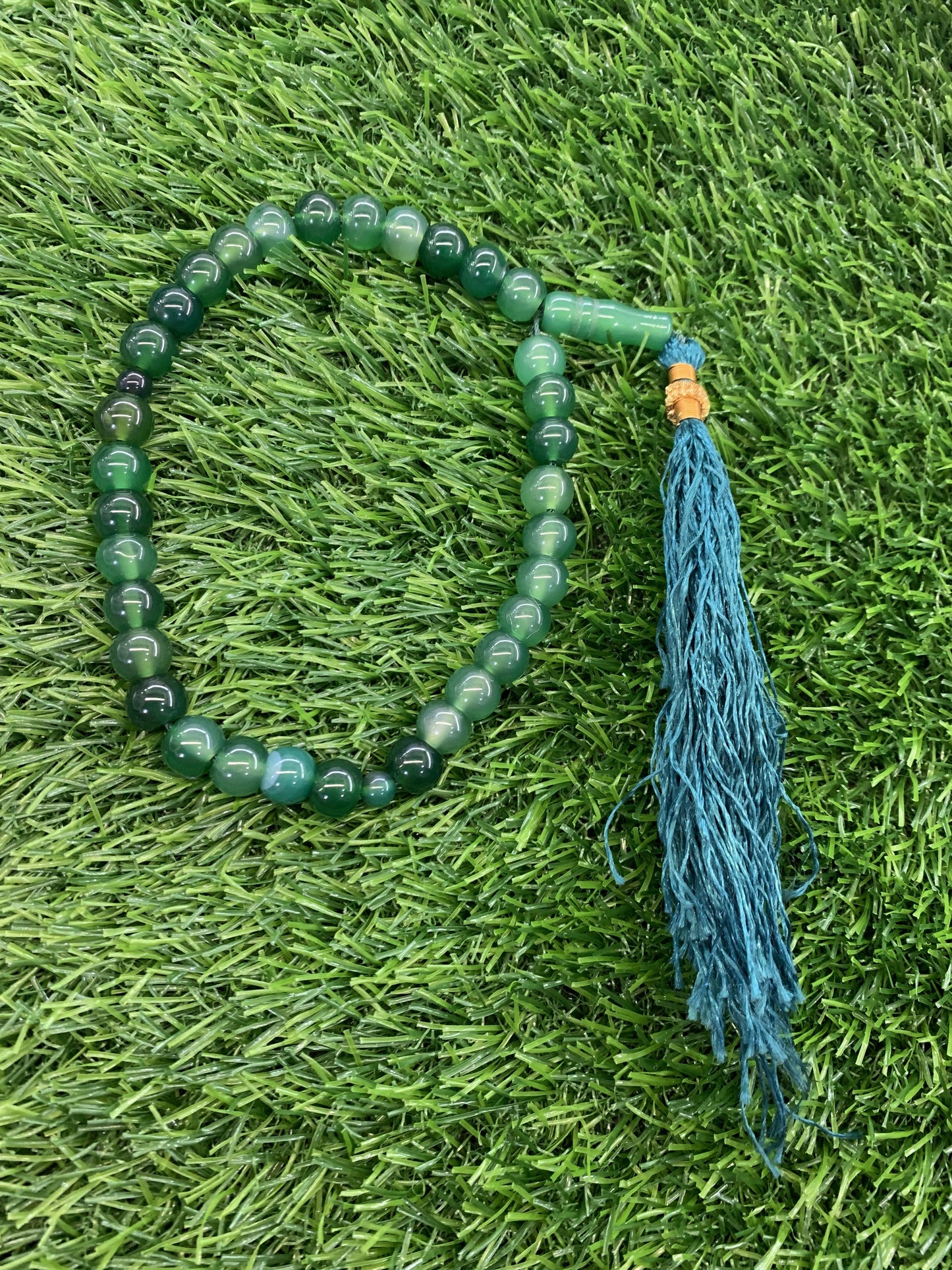 Green Aqeeq  33 Beads - 10 mm