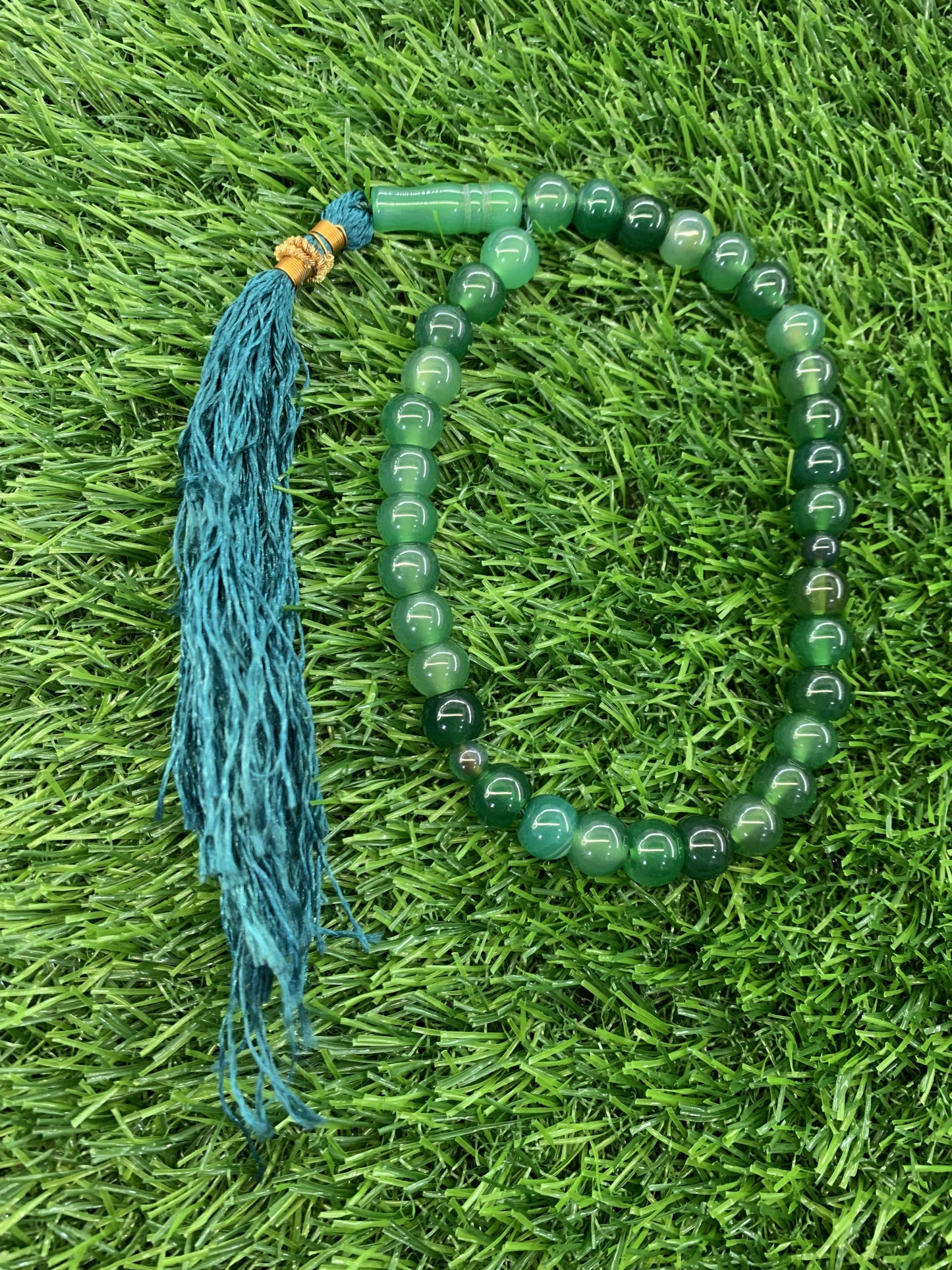 Green Aqeeq  33 Beads - 10 mm