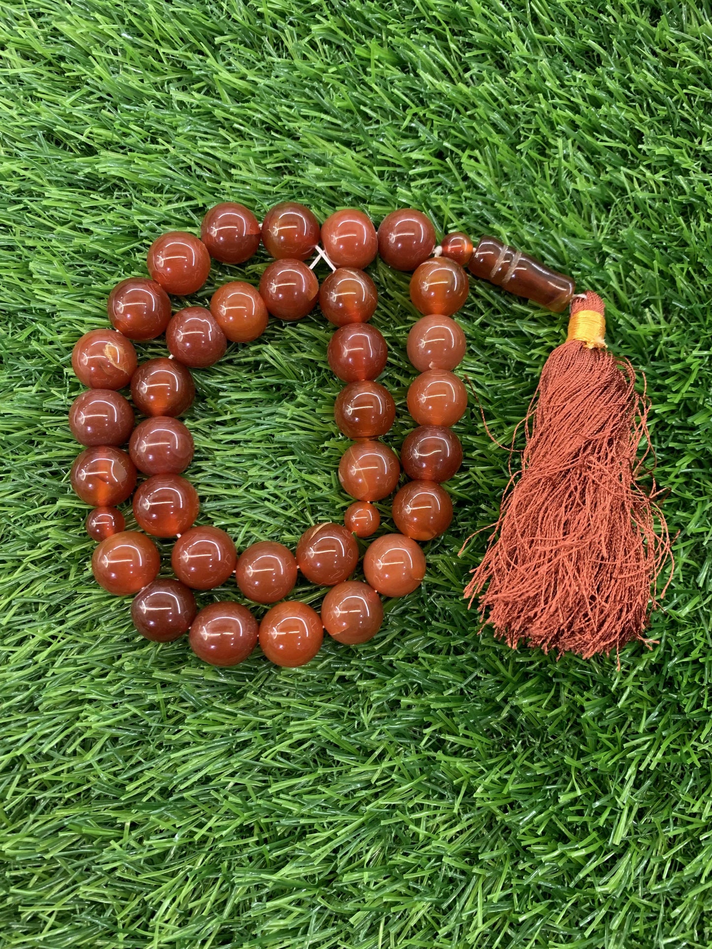 Aqeeq Red 33 Beads - 13.93 mm