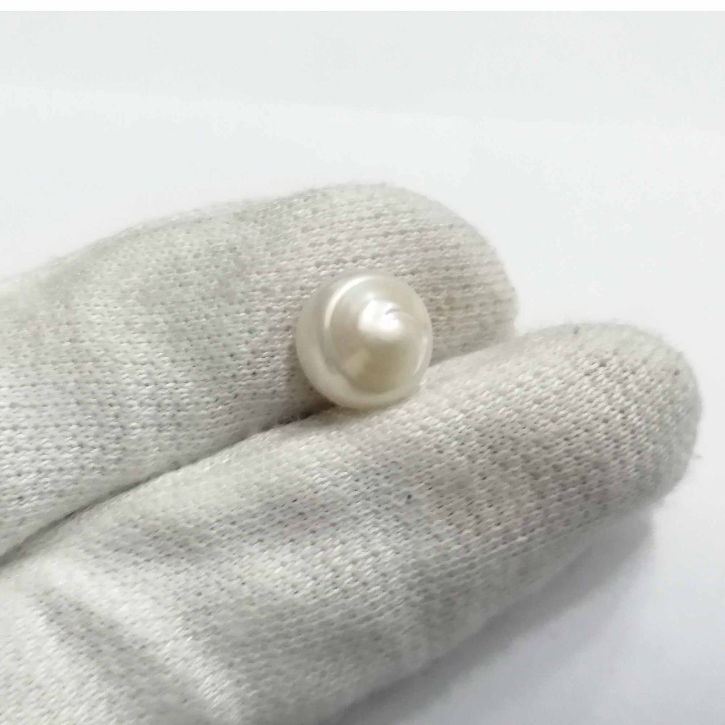 Pearl 6.70ct